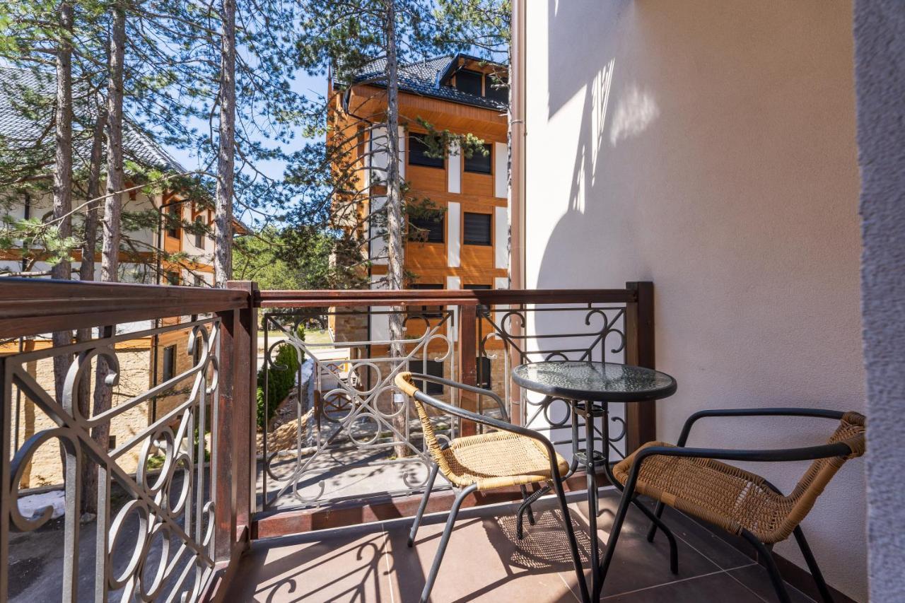Apartmani Mn ซลาตีบอร์ ภายนอก รูปภาพ