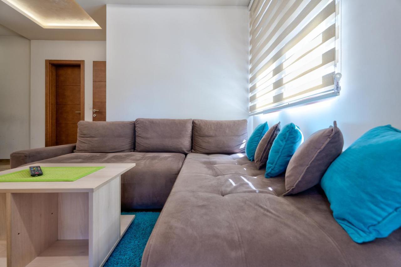 Apartmani Mn ซลาตีบอร์ ภายนอก รูปภาพ
