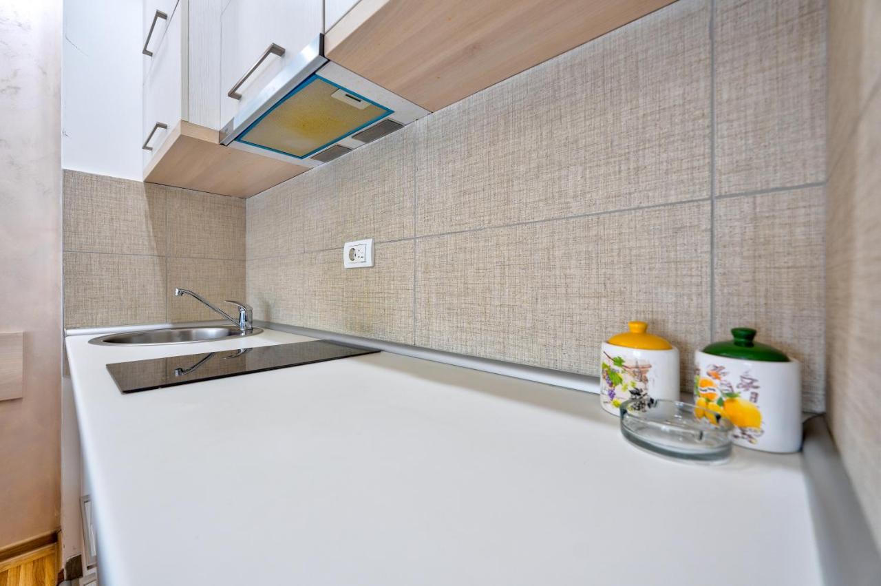 Apartmani Mn ซลาตีบอร์ ภายนอก รูปภาพ